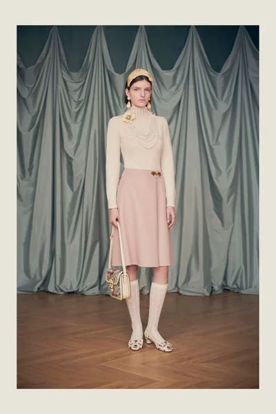 Look 13